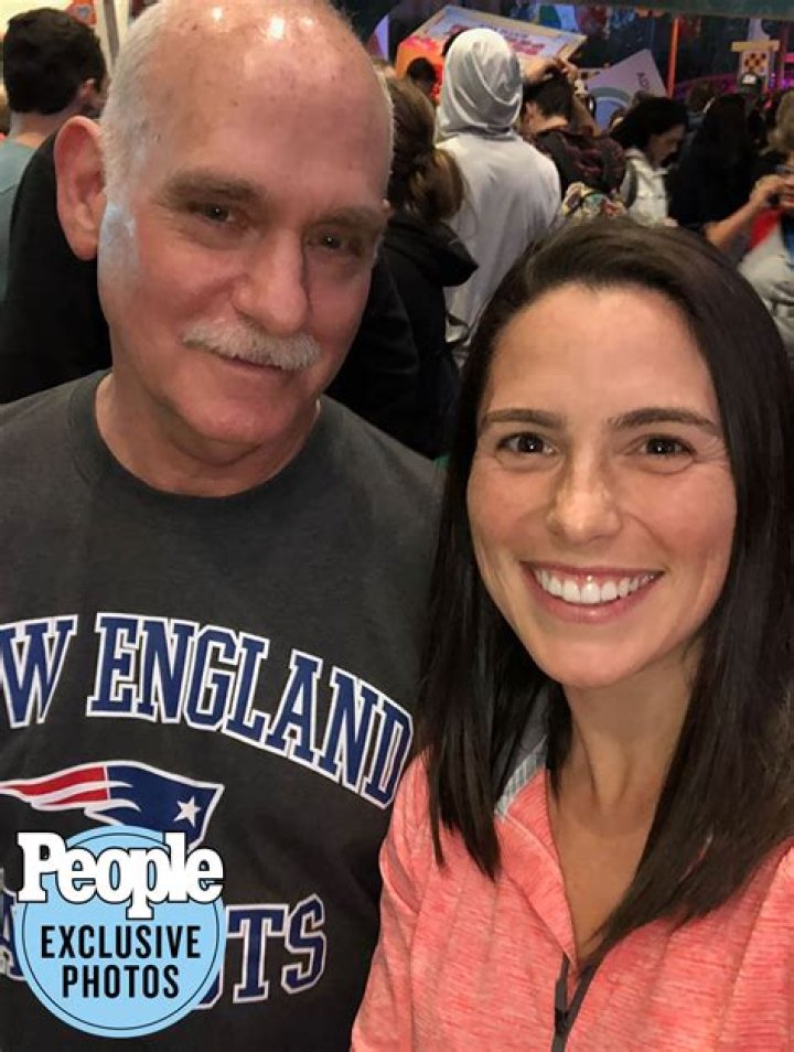 
Fla. Woman Reunites with Dad Who Disappeared in Hurricane Ian Flood Waters and Clung to Tree for 3 Hours 