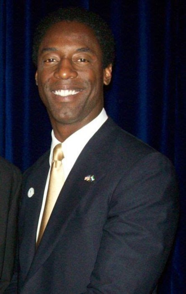 Isaiah Washington Height, Weight, Net Worth, Age, Birthday, Wikipedia, Who, Instagram, Biography