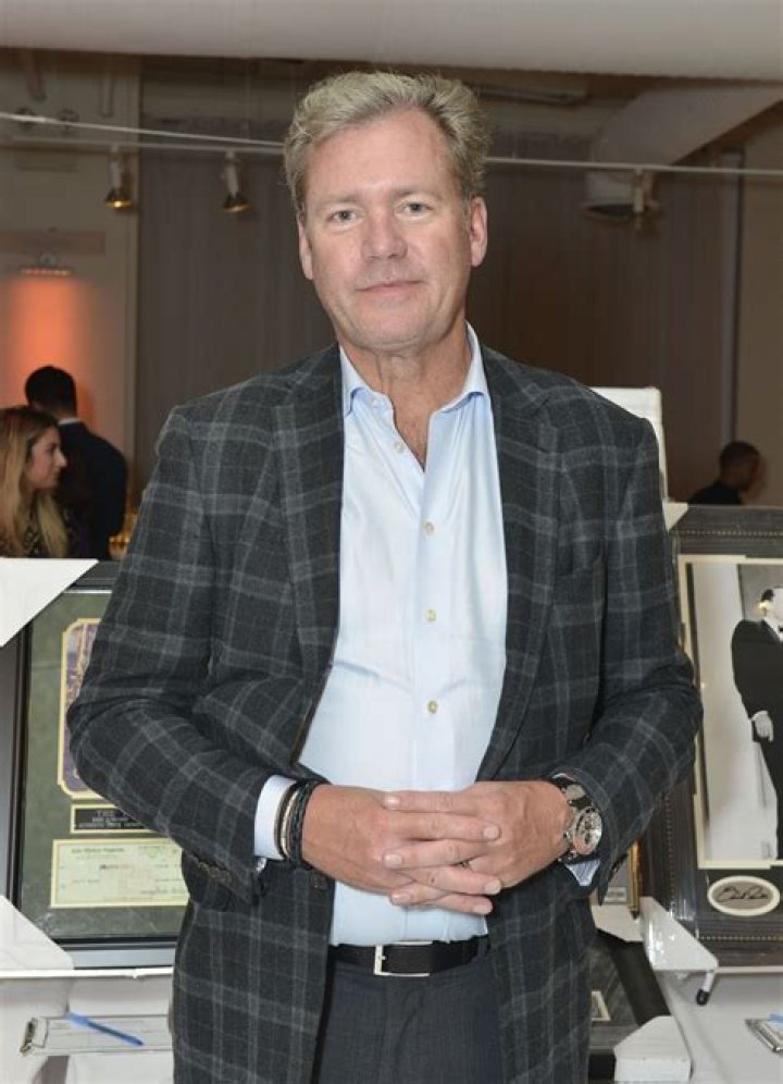 Ryan Hansen Height, Weight, Net Worth, Age, Birthday, Wikipedia, Who, Nationality, Biography